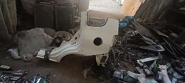 3gr: Кузовные и моторные запчасти для Toyota Crown (V6, 3GR) - Задняя — 1