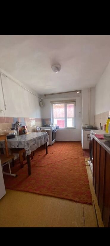 продаю дом с квартирантами: 63 м², 4 комнаты, Парковка, Забор, огорожен