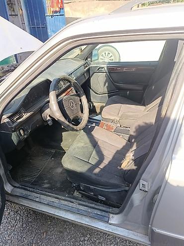 silk way: Mercedes-Benz 220: 1995 г., 2.2 л, Автомат, Бензин, Универсал — 5