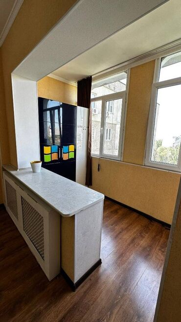 дом на иссык куле купить: 3 комнаты, 68 м², 106 серия, 8 этаж, Евроремонт