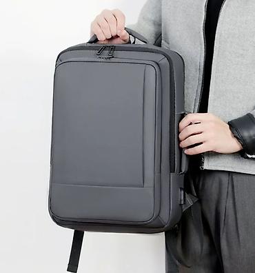 tech flecee: ПРОДАЮ НОВУЮ ОЧЕНЬ КАЧЕСТВЕННУЮ И СТИЛЬНУЮ СУМКУ/РЮКЗАК,ПОДОЙДЕТ КАК — 1