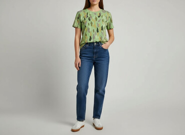 dark gren t shirty: Fisherfield, Women`s T-shirt, size M