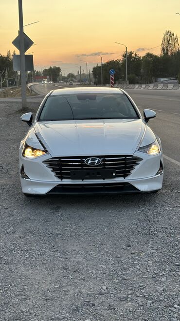 авто дешевле: Hyundai Sonata: 2019 г., 2 л, Автомат, Газ, Седан