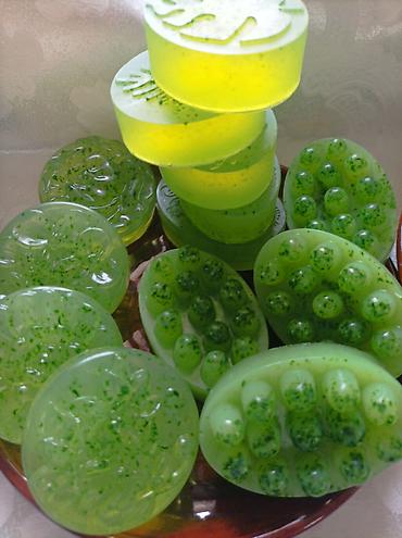 Гигиена и ароматизаторы: Натуральное ручное мыло в ассортименте:Огурцы🍀Петрушка🍀Рис с молоком — 9