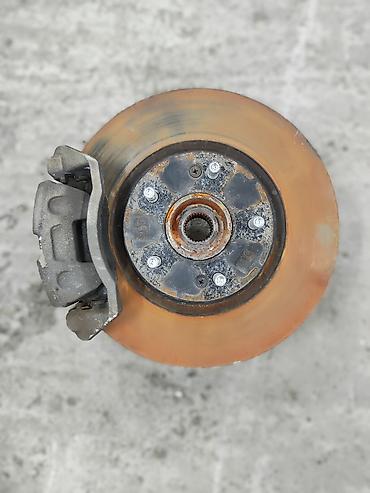 Другие детали ходовой части: Передняя подвеска в сборе для легкового автомобиля. Состав узла: - — 4