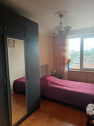 Mənzillər: Bakı, Bakıxanov qəs., 3 otaqlı, Köhnə tikili, 70 kv. m — 3