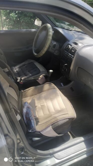 Hyundai: Hyundai Accent: 2004 г., 1.5 л, Механика, Бензин, Седан
