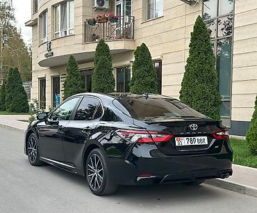 Toyota: Toyota Camry: 2020 г., 2.5 л, Автомат, Бензин, Седан — 5