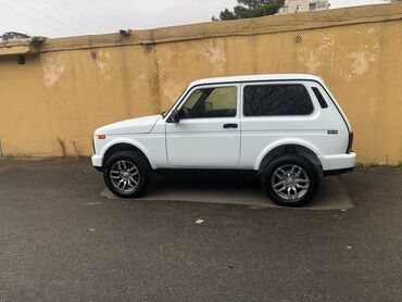 VAZ (LADA): VAZ (LADA) 4x4 Niva: 1.7 l | 2012 il 115000 km Ofrouder/SUV -da lalafo.az — 11 VAZ (LADA): VAZ (LADA) 4x4 Niva: 1.7 l | 2012 il 115000 km Ofrouder/SUV — 11