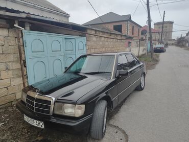mercedes s600: Mercedes-Benz 190: 2 l | 1990 il Sedan