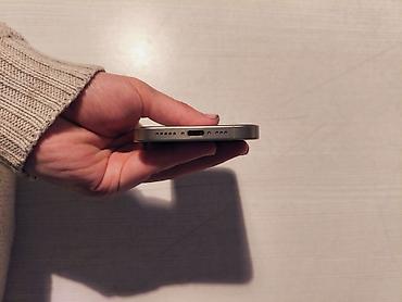 Apple iPhone: IPhone 15 Pro, Б/у, 256 ГБ, Natural Titanium, 89 % — 6