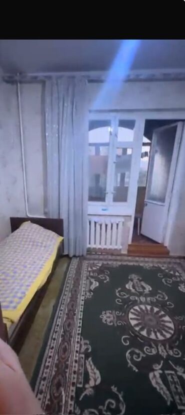 долгосрочная оренда квартир: 3 бөлмө, Менчик ээси, Чогуу жашоосу жок, Жарым -жартылай эмереги бар