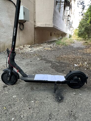 elektrikli velosiped qiymetleri: İşlənmiş Elektrik samokat 8", 501 - 750 Vt, 26 - 35 km/s, Ünvandan götürmə
