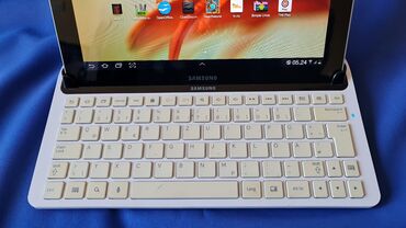 Tableti: Samsung Galaxy Tab A – 8.0 inča, beli + futrola sa tastaturomI jos — 62