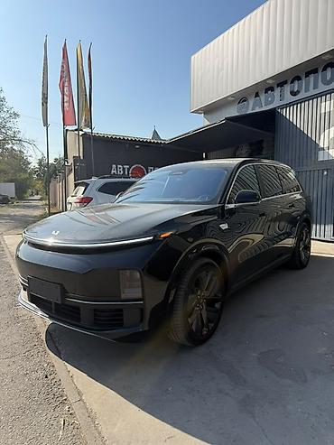 lf 2017: Lixiang L9: 2024 г., 1.5 л, Автомат, Гибрид, Кроссовер — 1