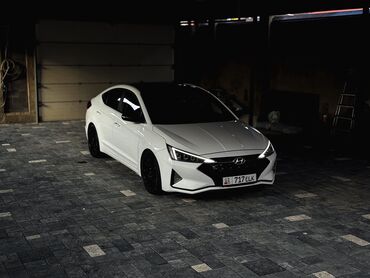авто в рассрочку от хозяина бу: Hyundai Avante: 2018 г., 1.6 л, Вариатор, Бензин, Седан