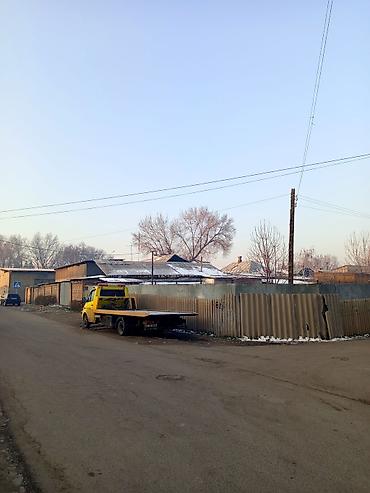 Продажа коттеджей и домов: Продается участок с домом, центр с. Новопавловка, 9 соток, район рынка — 2