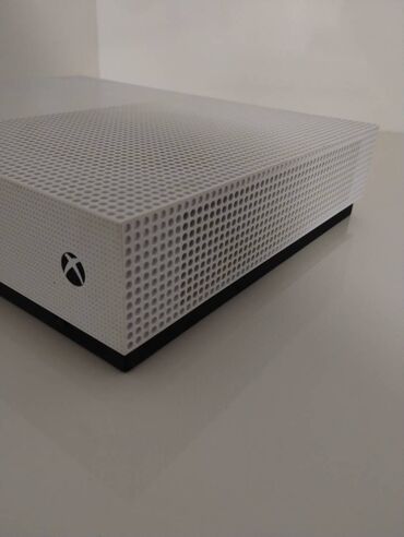 Xbox One: Najbolja ponuda na sajtu, pretražite i uverite se ! Na prodaju