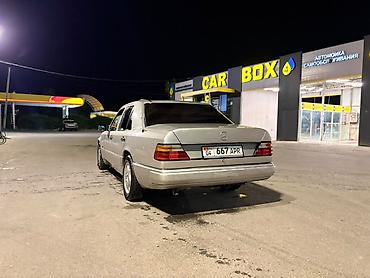 Mercedes-Benz E-Class: 1992 г., 2.3 л, Автомат, Бензин, Седан