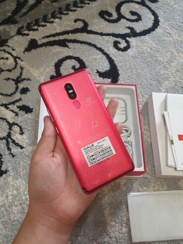 2000 сом телефон: OnePlus 6T, Колдонулган, 32 ГБ, түсү - Кызыл, 2 SIM