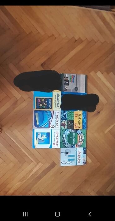 2 ci sinif informatika dərsliyi: Bu dəst müxtəlif fənlər üzrə məktəb dərsliklərindən ibarətdir. Dəstə