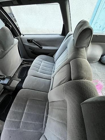 Volkswagen: Volkswagen Passat: 1993 г., Универсал — 7