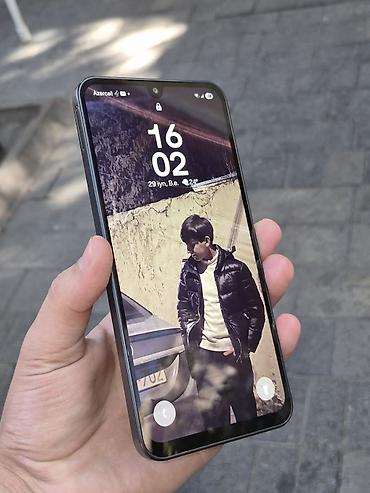 samsung es: Samsung Galaxy A17, 128 GB, rəng - Boz, Barmaq izi — 2