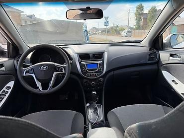 Продажа авто: Hyundai Solaris: 2013 г., 1.6 л, Бензин, Седан — 6