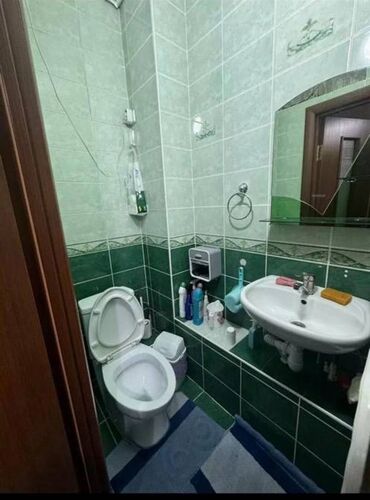 сдается 2 комнатная квартира в джале: 2 бөлмө, 52 кв. м, 106-серия, 1 кабат, Косметикалык ремонт
