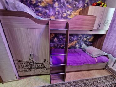 двух яростную кровать: Двухъярусная кровать, Для девочки, Для мальчика, Б/у