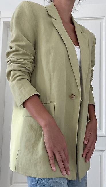 ZARA qadın blezeri - Model: Klassik yaxalıqlı, düz kəsim blezer - lalafo.az -da ZARA qadın blezeri - Model: Klassik yaxalıqlı, düz kəsim blezer -