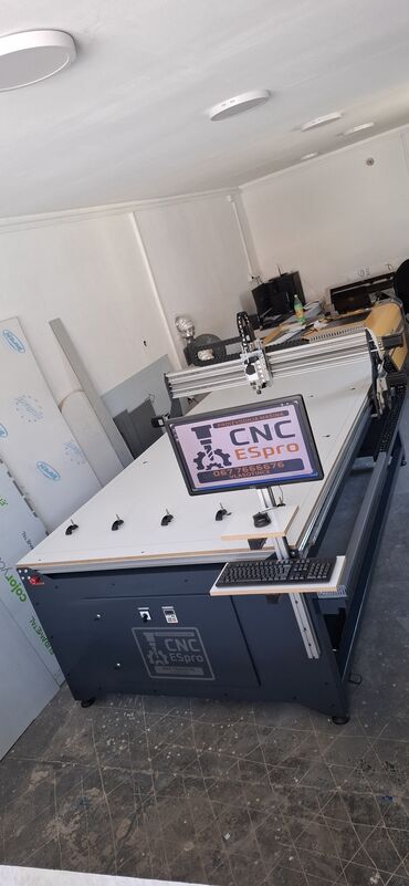Ostali uređaji: CNC glodalica proizvođača CNC ESpro, idealna za preciznu obradu — 7