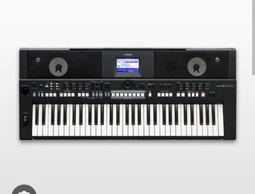 музыкальный аппаратуура: Yamaha PSR-S650, автоаккомпанемент, чувствительные клавиши