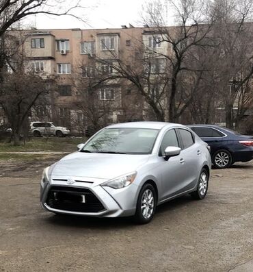 срочно продам машыну: Toyota Yaris: 2017 г., 1.5 л, Автомат, Бензин