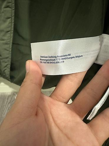 Пуховики и зимние куртки: Пуховик, По колено, США, С капюшоном, С поясом, Стеганый, L — 10