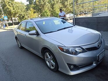 расрочкага машина алам: Toyota Camry: 2012 г., 2.5 л, Автомат, Гибрид, Седан