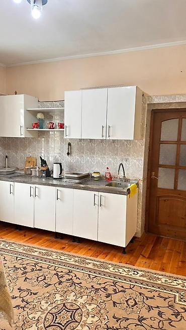 Долгосрочная аренда домов: 305 м², 6 комнат — 11