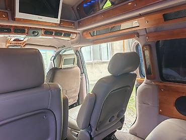 Другие детали салона: Премиальный салон минивэна/микроавтобуса с индивидуальными креслами и — 2