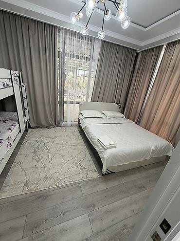 Үйлөрдү ижарага берүү: 100 м², 3 бөлмө — 2