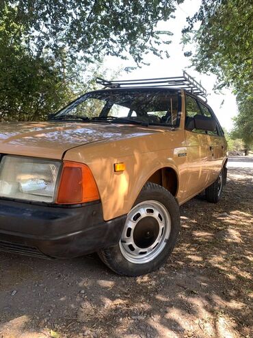 Москвич: Москвич 2141: 1990 г., 1.5 л, Механика, Бензин, Хэтчбэк — 15