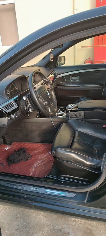 BMW: BMW 7 series: 4.8 l | 2006 il Sedan — 9