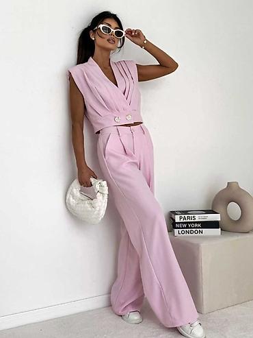 Kompleti: 🔥Ženski elegantni komplet – prsluk crop i široke pantalone
✅3200 din — 1