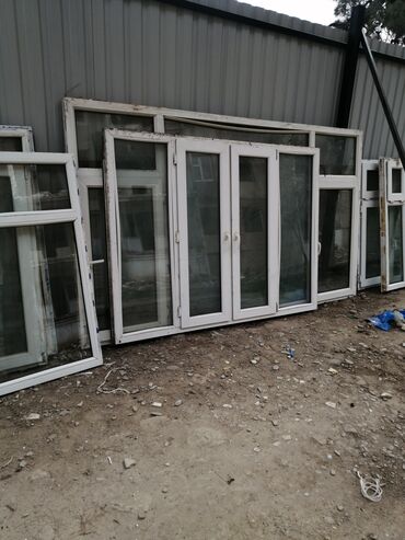 Plastik pəncərələr: Ağ rəngdə plastik pəncərə. Bu pəncərə, müxtəlif layihələrdə istifadə — 7