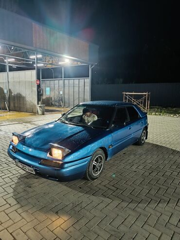 mx 6: Mazda 323: 1993 г., 1.6 л, Автомат, Бензин, Седан