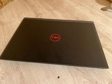 средне игровой компьютер: Ноутбук, Dell, 16 ГБ ОЗУ, Intel Core i5, 15.6 ", Б/у, Игровой, память HDD + SSD