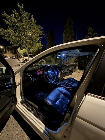 bmw x3 xdrive35i at: BMW 5 Series E39 sedan – ağ rəng, 4 qapı, arxa ötürücülü. Klassik — 8