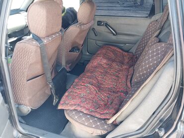 Volkswagen: Volkswagen Passat: 1991 г., 1.8 л, Механика, Бензин, Универсал — 7