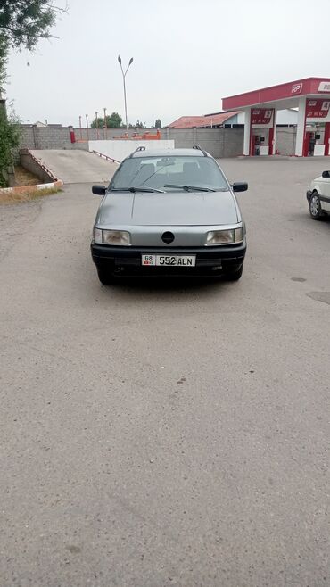 Volkswagen: Volkswagen Passat: 1992 г., 2 л, Механика, Бензин, Универсал
