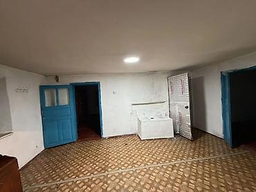 50 м², 3 комнаты, Тынчтык ж/м, Без животных