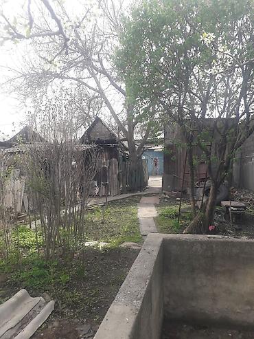 Продажа коттеджей и домов: Дом находится Чон-арыке по трассе 1-линия рядом резиденции участок — 6